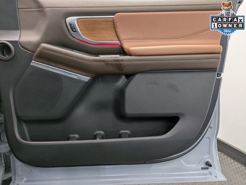 Used 2025 Ford Expedition Max King Ranch AWD/4WD image 30