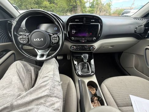 Certified 2023 Kia Soul EX FWD image 11