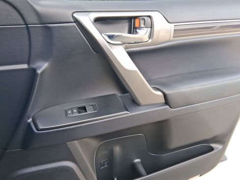 Used 2023 Lexus GX 460 Premium image 31