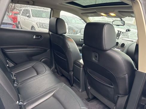 Used 2011 Nissan Rogue SV w/ SL Pkg image 10