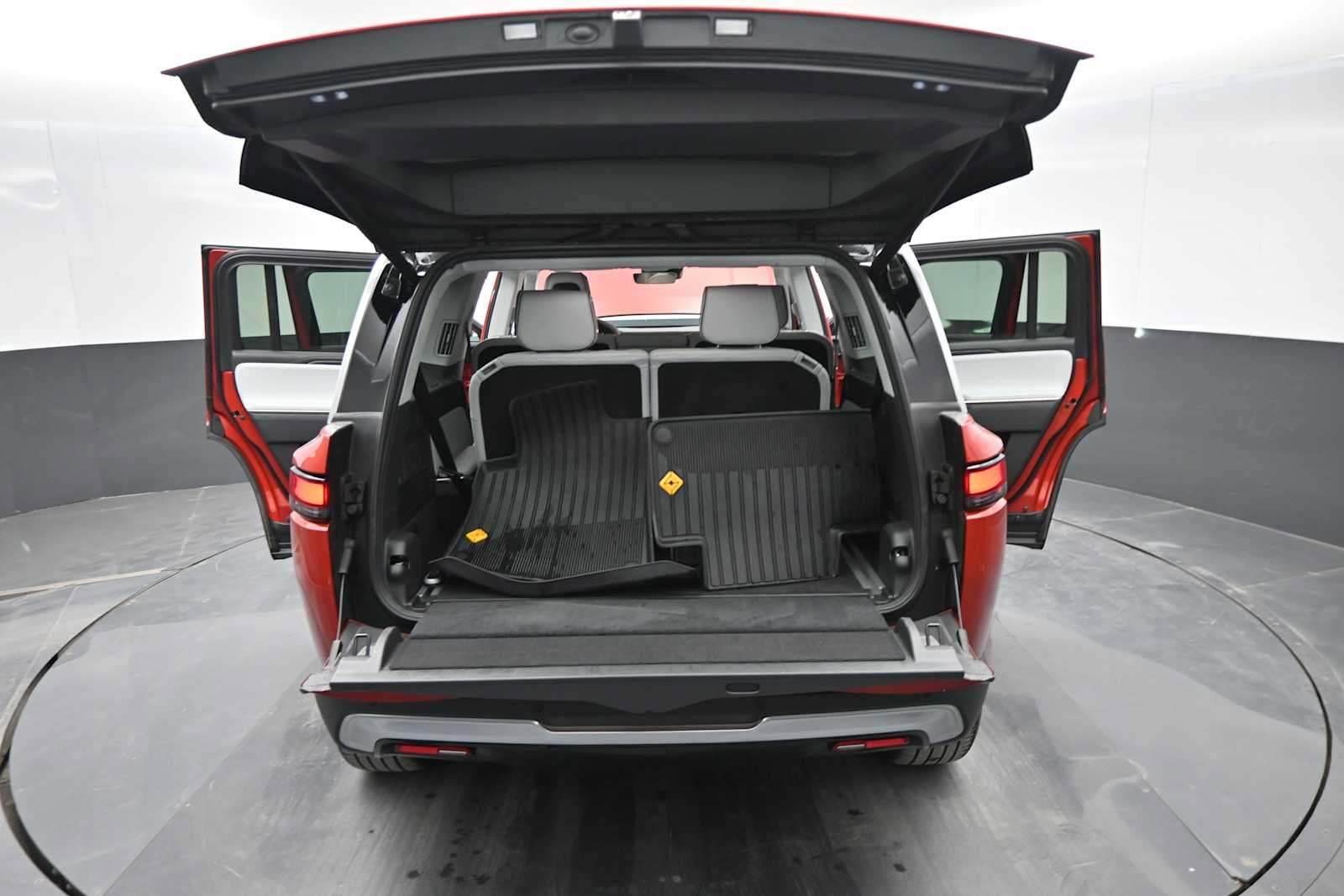Used 2023 Rivian R1S Adventure Quad AWD/4WD image 18