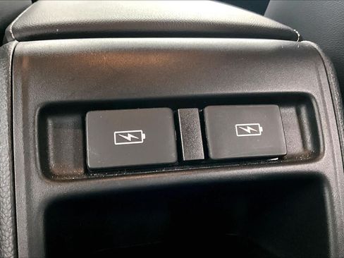 Used 2022 Honda Accord Sport image 36