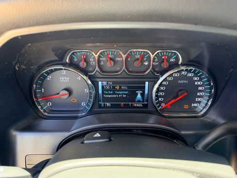 Used 2019 Chevrolet Silverado 1500 LT w/ LPO, Black Pack AWD/4WD image 15