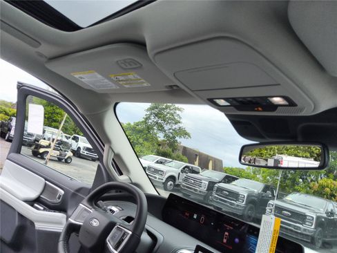 New 2026 Ford Expedition Max Platinum w/ Platinum Ultimate Package AWD/4WD image 30
