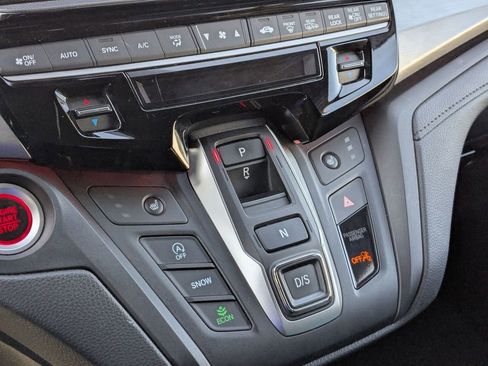 Used 2025 Honda Odyssey Sport-L image 19