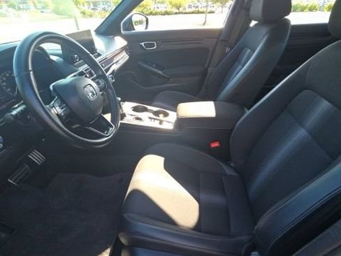 Used 2025 Honda Civic Sport image 19