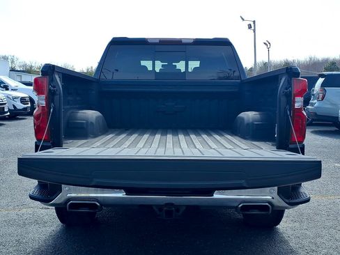 Used 2022 Chevrolet Silverado 1500 LTZ image 8