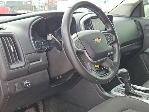 Used 2017 Chevrolet Colorado LT image 10
