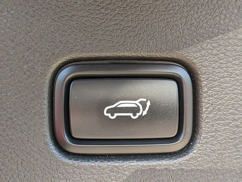 Certified 2024 Kia Sportage SX image 11