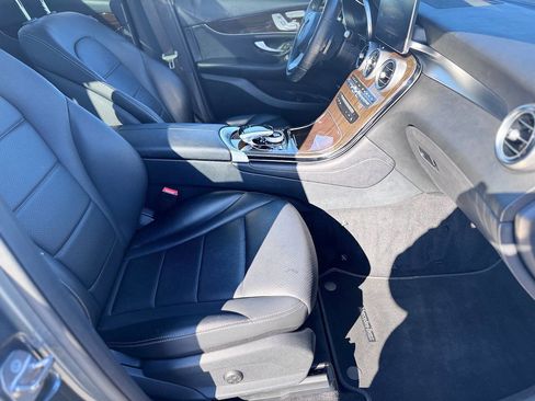 Used 2016 Mercedes-Benz GLC 300 4MATIC image 19
