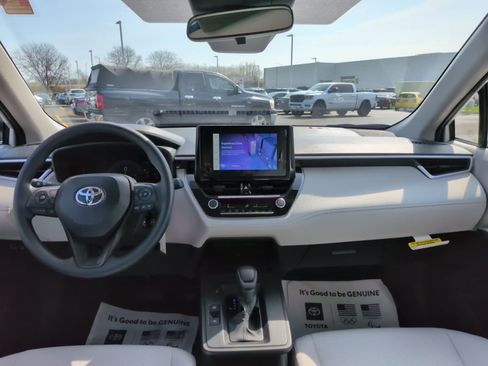 New 2026 Toyota Corolla Cross L FWD image 11