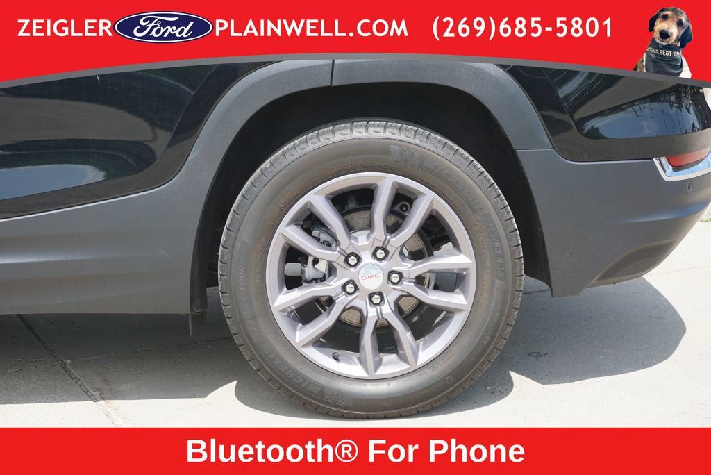 Used 2022 GMC Terrain SLT w/ Tech Package AWD/4WD image 9
