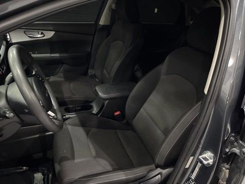 Used 2024 Kia Forte LX image 16