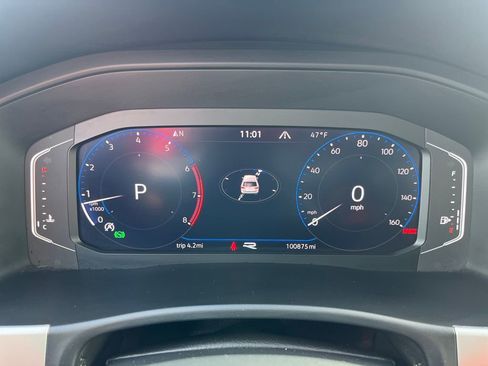 Used 2021 Volkswagen Atlas SEL Premium image 9