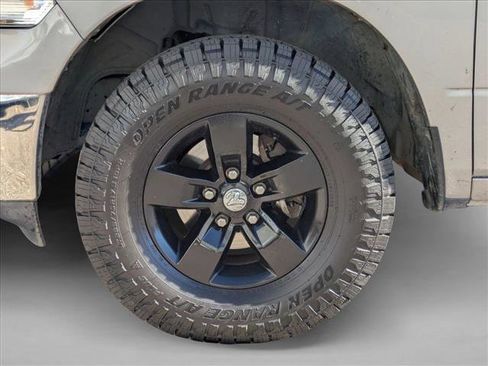 Used 2021 RAM 1500 Classic SLT image 23