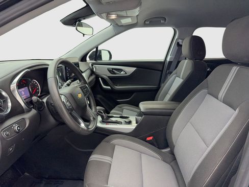 Used 2025 Chevrolet Blazer LT image 17