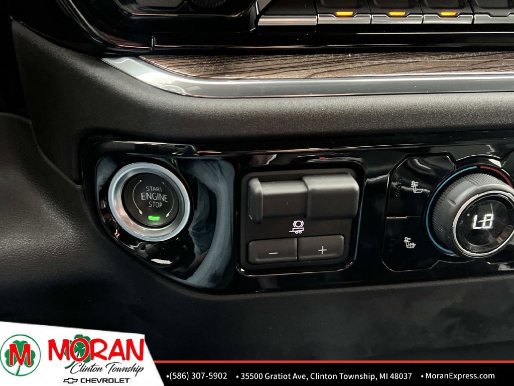 Certified 2024 Chevrolet Silverado 1500 RST AWD/4WD image 26