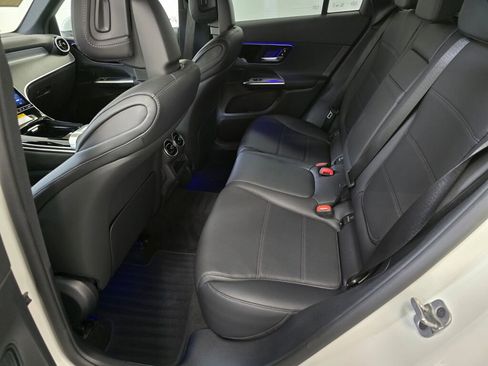 New 2025 Mercedes-Benz GLC 300 4MATIC image 18