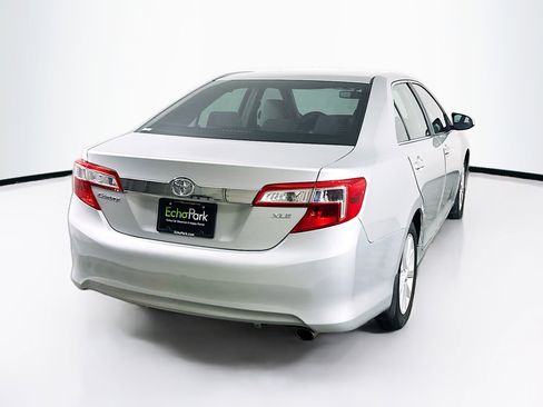 Used 2012 Toyota Camry XLE image 9