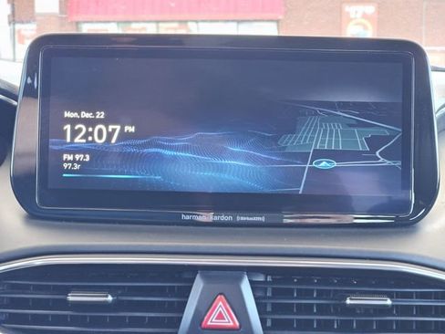 Used 2023 Hyundai Santa Fe SEL Premium image 23