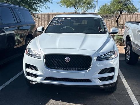 Used 2017 Jaguar F-PACE Prestige AWD/4WD image 1