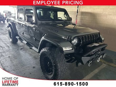 Used 2021 Jeep Gladiator Sport AWD/4WD image 1