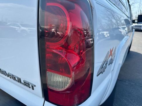 Used 2004 Chevrolet Silverado 2500 LT w/ Skid Plate Package image 32