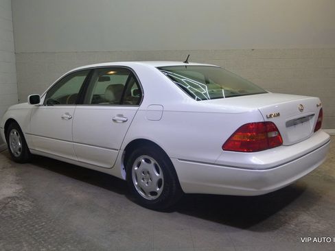 Used 2001 Lexus LS 430 RWD image 7