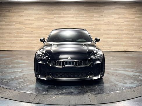Used 2020 Kia Stinger GT1 image 19