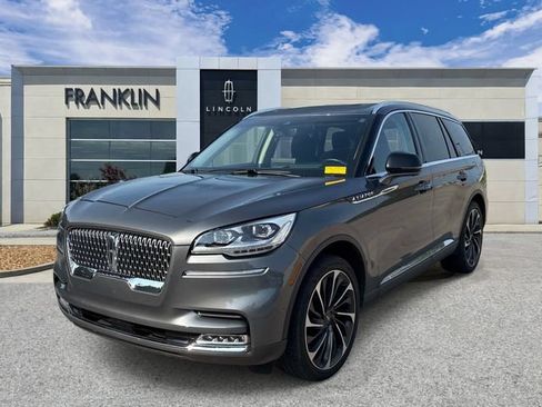 Used 2023 Lincoln Aviator Reserve w/ Equipment Group 201A AWD/4WD image 3