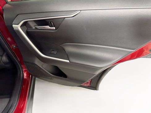 Used 2022 Toyota RAV4 XLE w/ Convenience Package FWD image 29