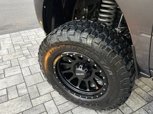 Used 2025 RAM 3500 Laramie image 10