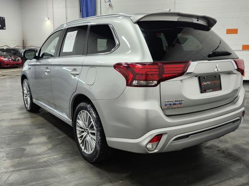 Used 2022 Mitsubishi Outlander SEL image 16