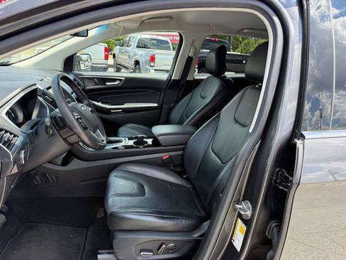Used 2015 Ford Edge Titanium FWD image 9