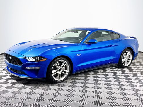 Used 2020 Ford Mustang GT Premium w/ Ford Safe & Smart Package image 4