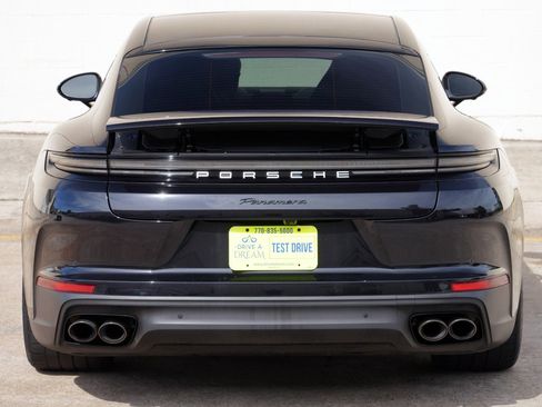 Used 2025 Porsche Panamera image 58