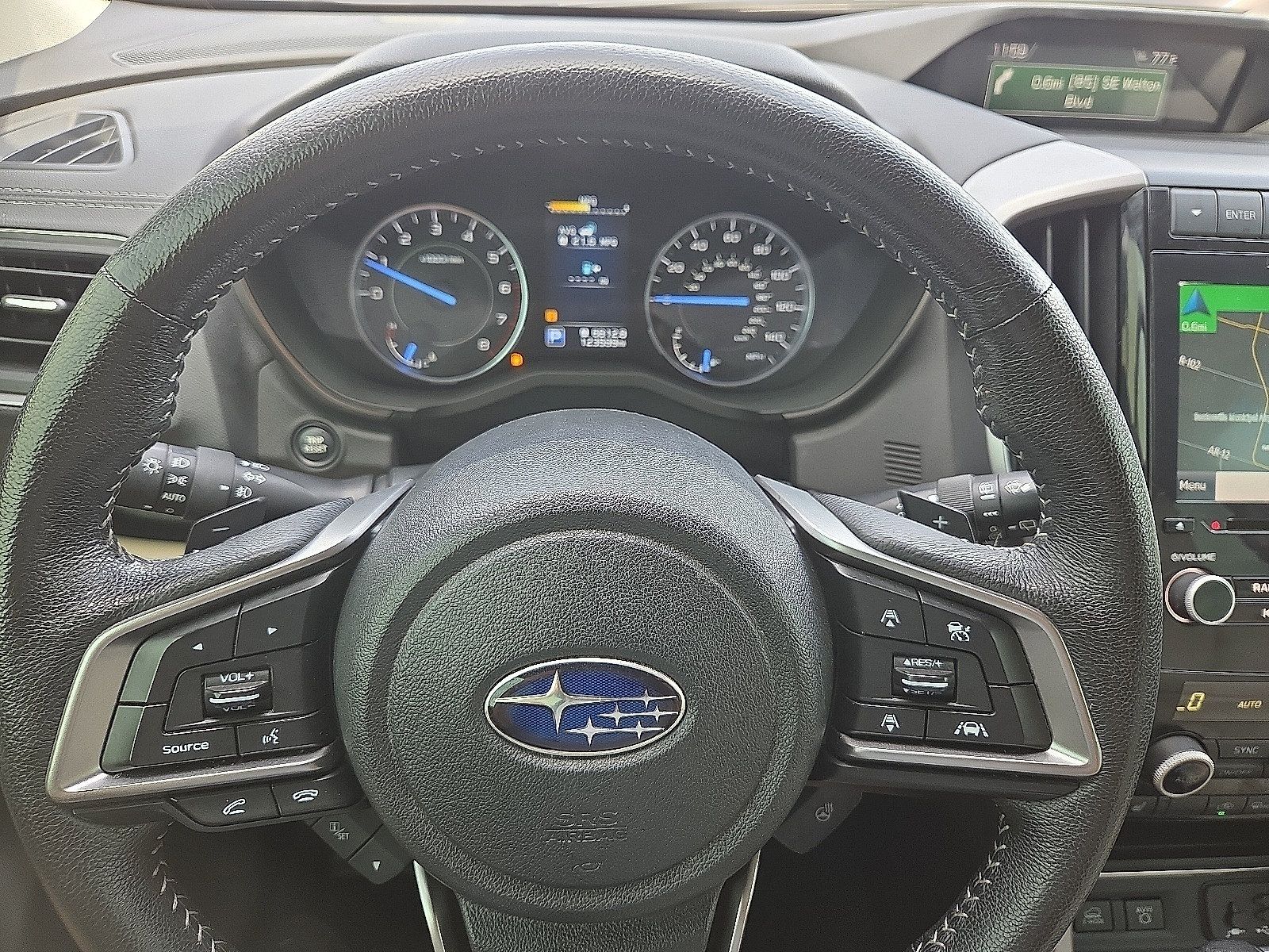 Used 2020 Subaru Ascent Limited w/ Technology Package AWD/4WD image 4