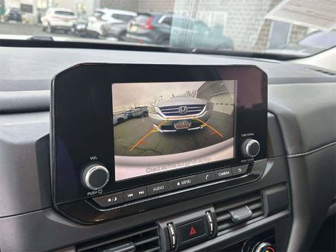 Certified 2024 Nissan Pathfinder S image 26