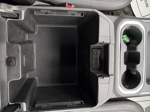 Used 2022 GMC Sierra 2500 AT4 w/ Gooseneck/5TH Wheel Package image 11