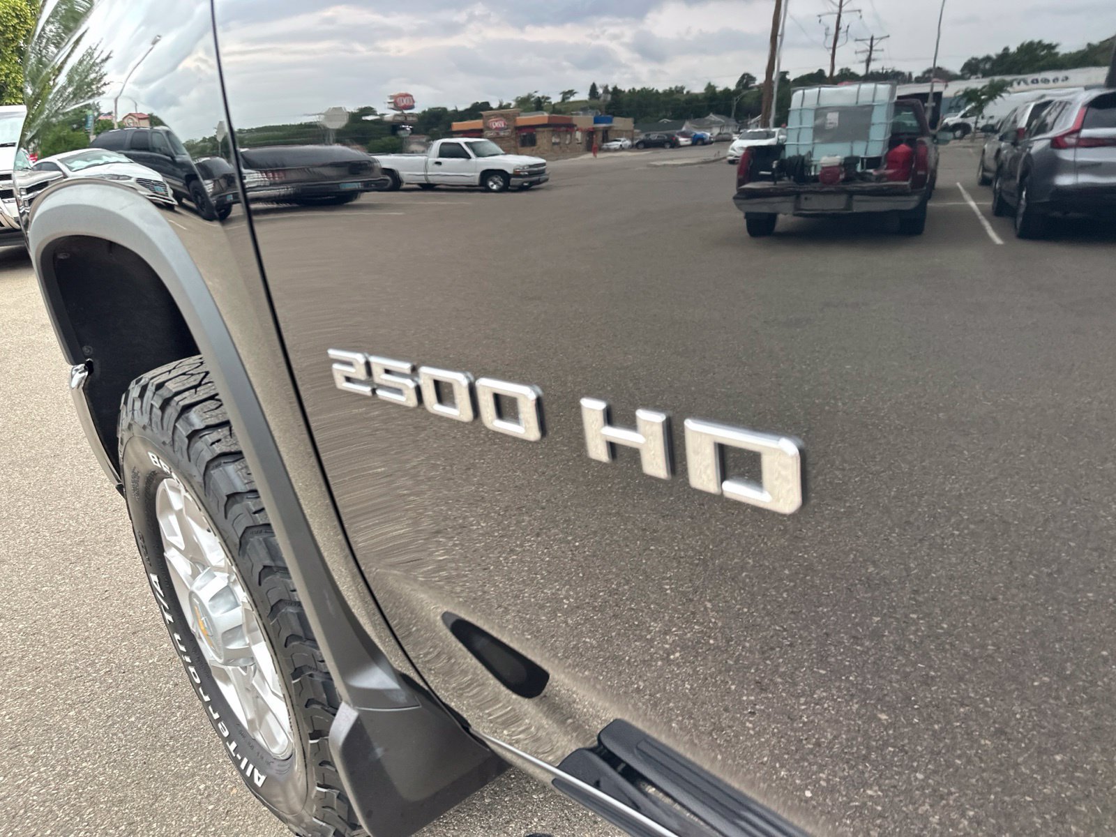 Used 2024 Chevrolet Silverado 2500 LTZ w/ LTZ Plus Package AWD/4WD image 13