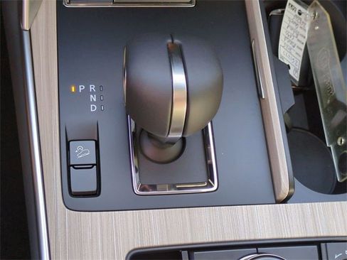 New 2025 MAZDA CX-90 3.3 Turbo w/ Preferred Package image 16