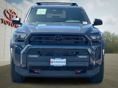 Certified 2026 Toyota 4Runner SR5 AWD/4WD image 8