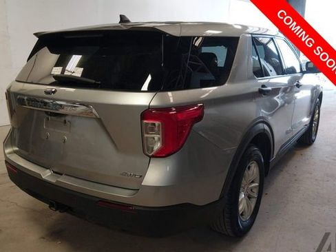 Used 2021 Ford Explorer 4WD w/ Class III Trailer Tow Package image 4