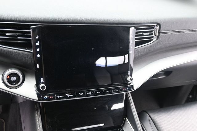 Used 2025 Jeep Wagoneer 4WD image 24