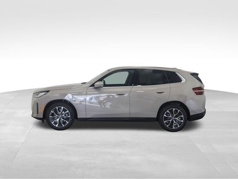 New 2025 BMW X3 xDrive30i w/ Premium Package image 2