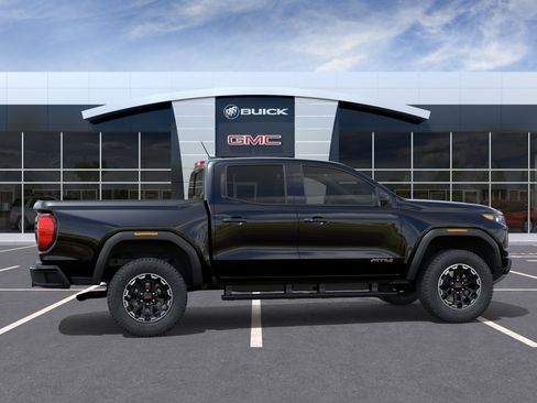 New 2026 GMC Canyon AT4 w/ Technology Plus Package AWD/4WD image 5