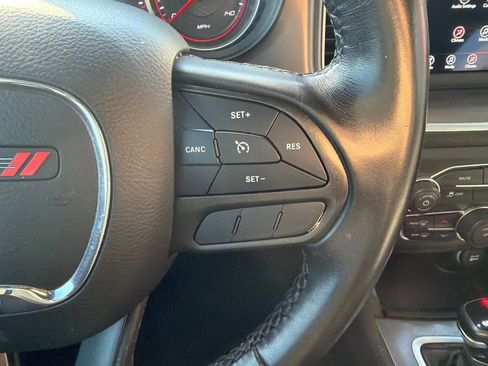 Used 2022 Dodge Charger SXT RWD image 23