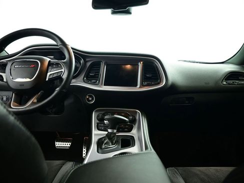 Used 2019 Dodge Challenger R/T w/ Plus Package image 11