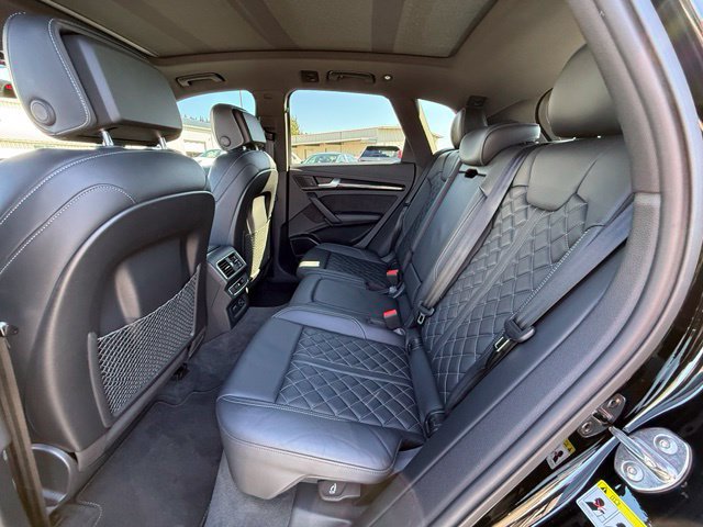 Used 2019 Audi SQ5 Premium Plus w/ Premium Plus Package AWD/4WD image 13