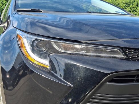 Certified 2024 Toyota Corolla LE FWD image 9